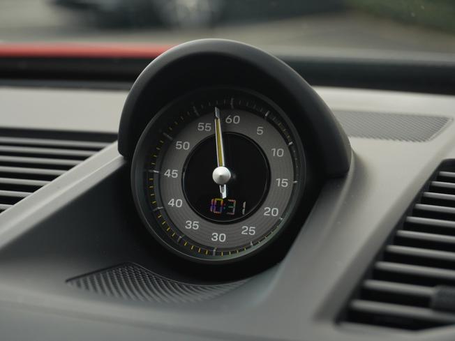 PORSCHE 911 Photo 43