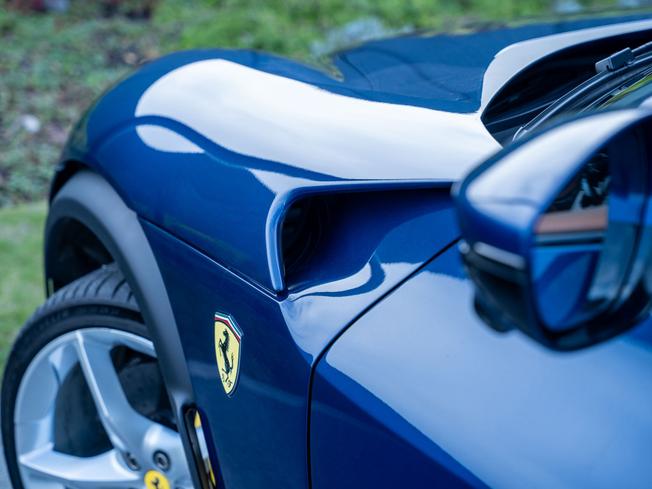 FERRARI Purosangue Photo 41