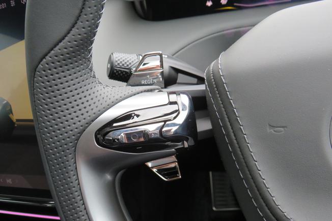 LOTUS Eletre Photo 18