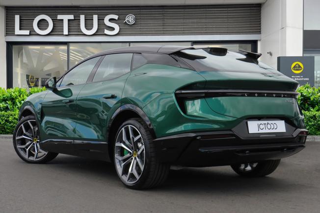 LOTUS Eletre Photo 2