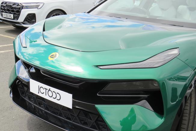 LOTUS Eletre Photo 35