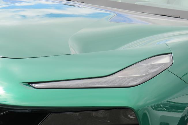 LOTUS Eletre Photo 36