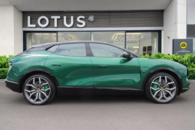 LOTUS Eletre Photo 9