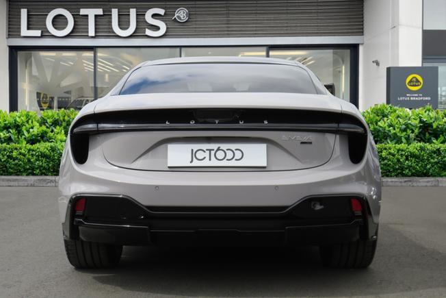 LOTUS Emeya Photo 6