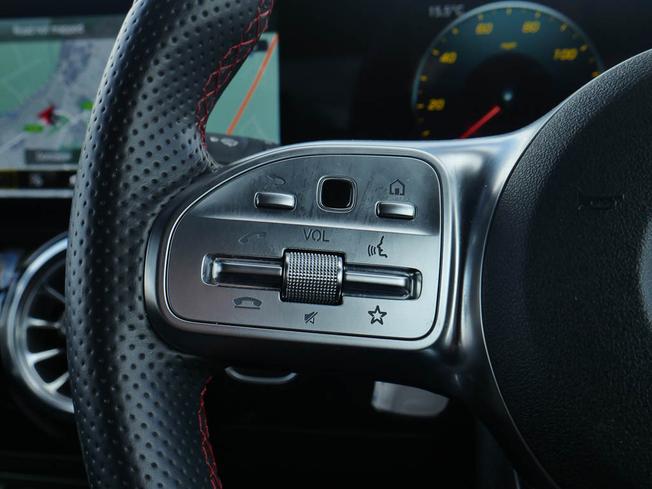 MERCEDES-BENZ Eqa Photo 13