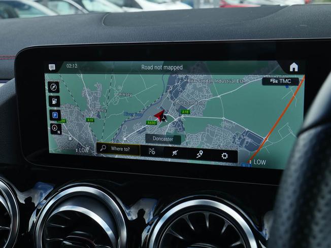 MERCEDES-BENZ Eqa Photo 19