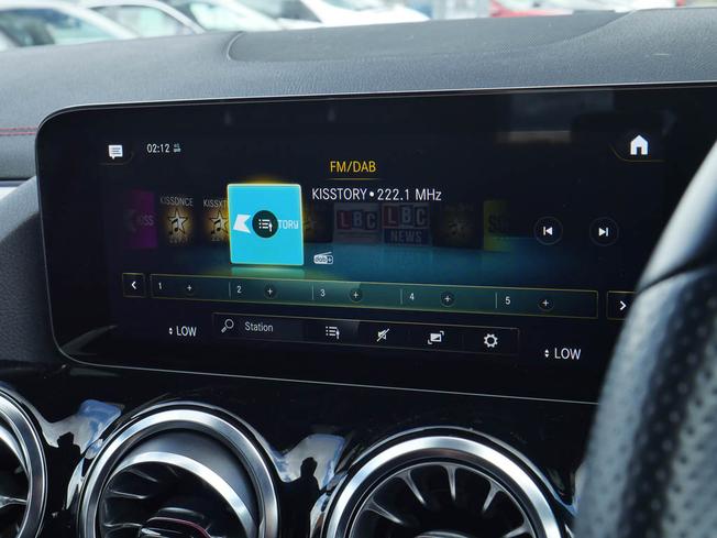 MERCEDES-BENZ Eqa Photo 20