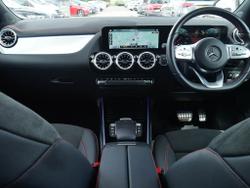 MERCEDES-BENZ Eqa Photo 5