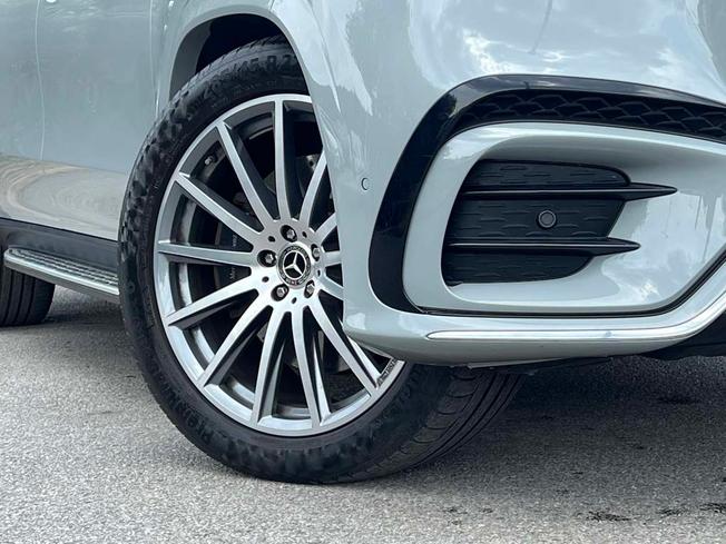 MERCEDES-BENZ Gls Photo 15