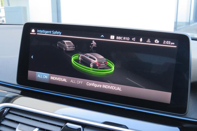 BMW 5 Series Photo 26