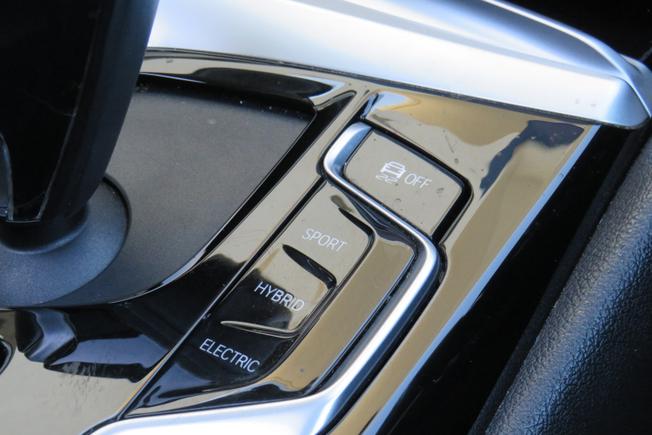BMW 5 Series Photo 31