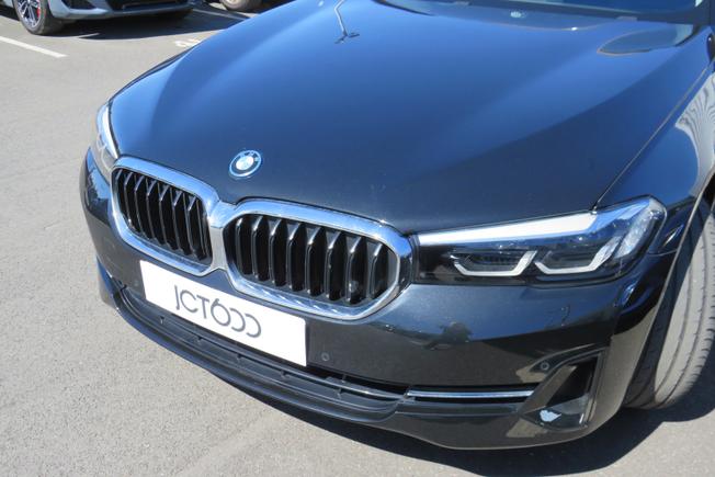 BMW 5 Series Photo 38