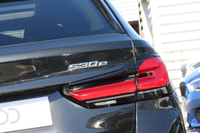 BMW 5 Series Photo 42
