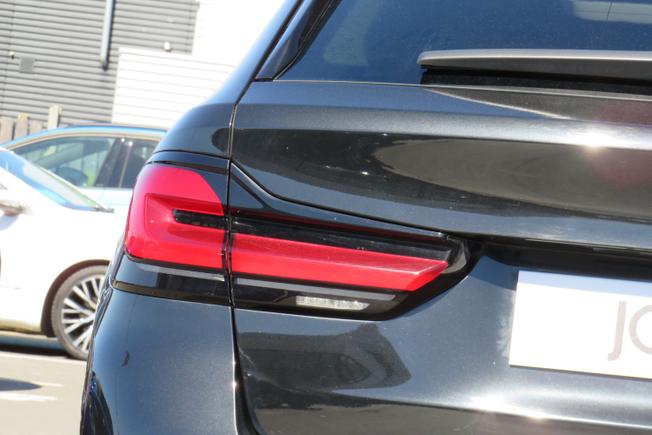 BMW 5 Series Photo 43