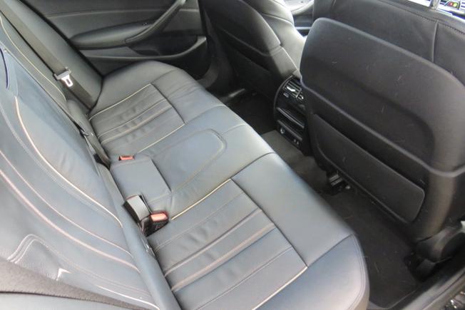 BMW 5 Series Photo 9