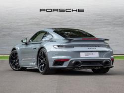 PORSCHE 911 Photo 2