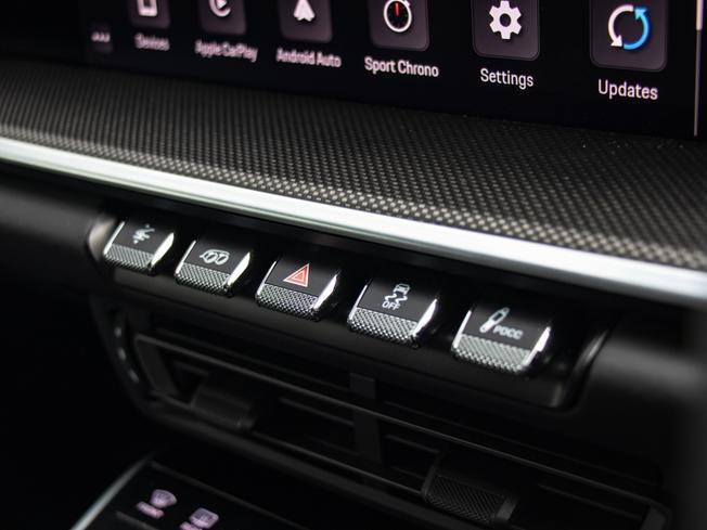 PORSCHE 911 Photo 20