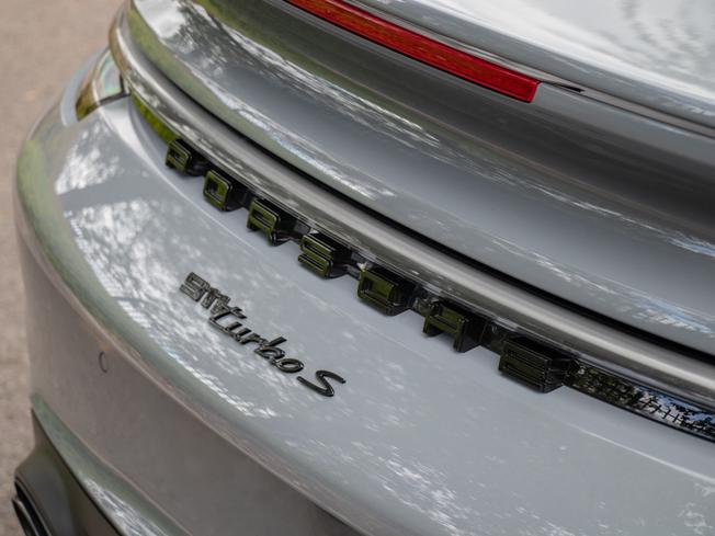 PORSCHE 911 Photo 36