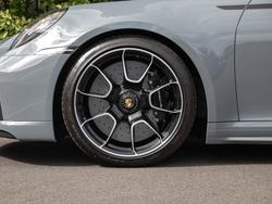 PORSCHE 911 Photo 4
