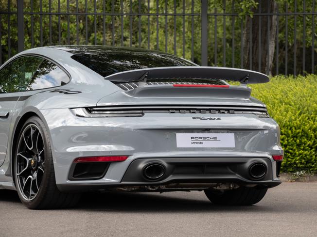 PORSCHE 911 Photo 41