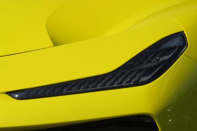 LOTUS Eletre Photo 38