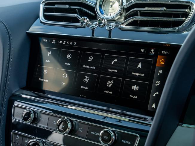BENTLEY Bentayga Photo 10