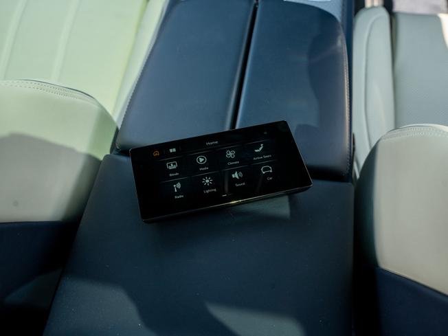BENTLEY Bentayga Photo 31