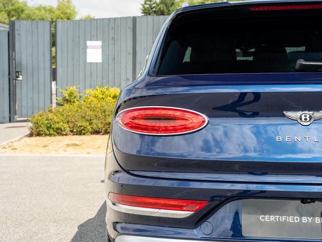 BENTLEY Bentayga Photo 48