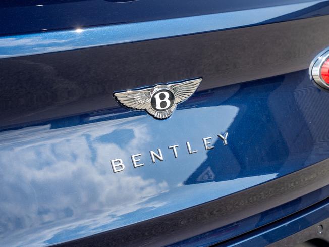 BENTLEY Bentayga Photo 8