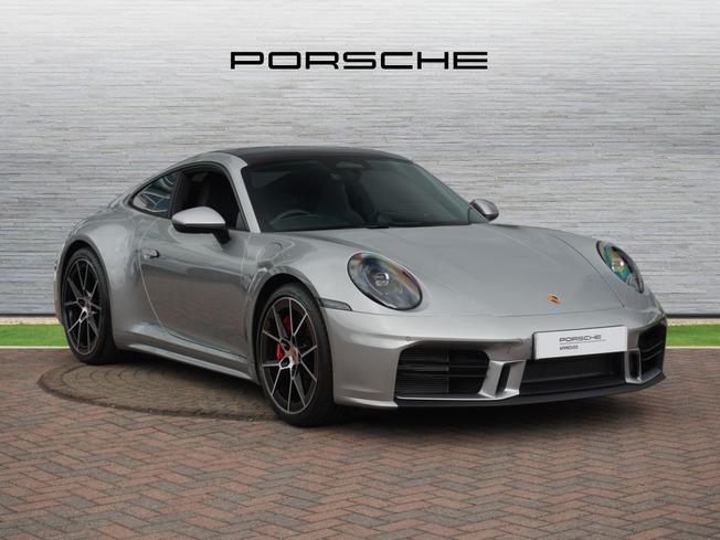 PORSCHE 911 Photo 1