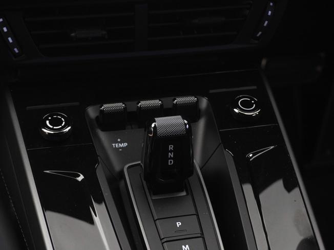PORSCHE 911 Photo 28