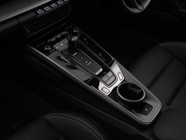 PORSCHE 911 Photo 37