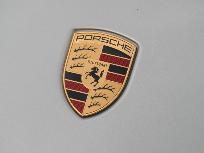 PORSCHE 911 Photo 47