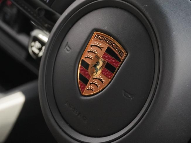 PORSCHE Macan Photo 40