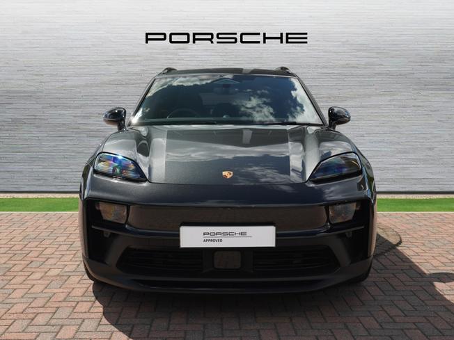 PORSCHE Macan Photo 6
