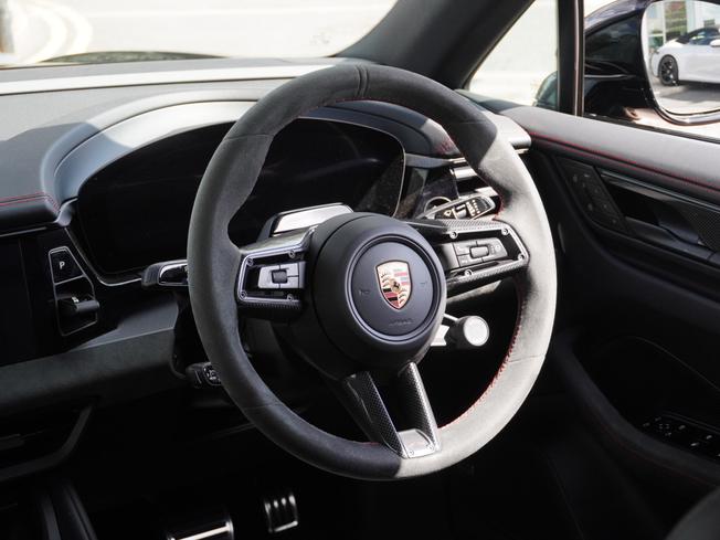PORSCHE Macan Photo 7