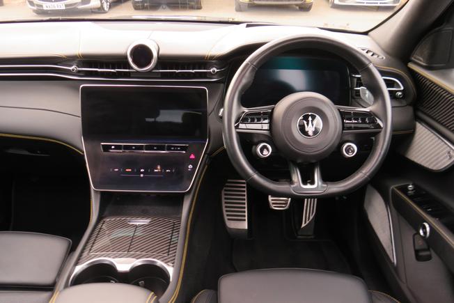 Maserati Grecale Photo 9
