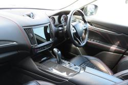 Maserati Levante Photo 3