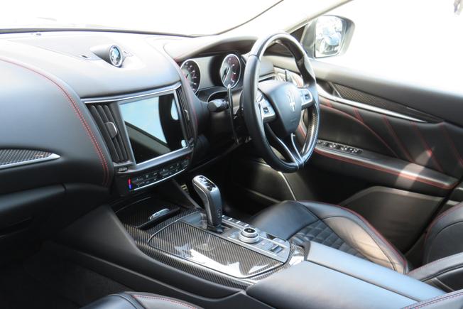 Maserati Levante Photo 3
