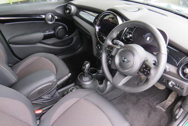 MINI Hatchback Photo 20