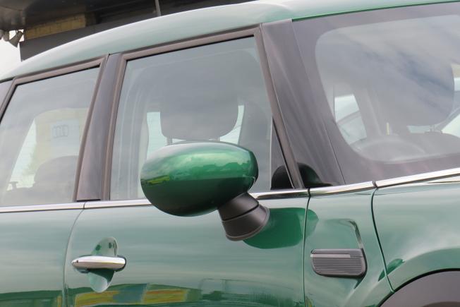 MINI Hatchback Photo 35
