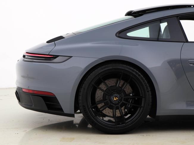 Porsche 911 Photo 14