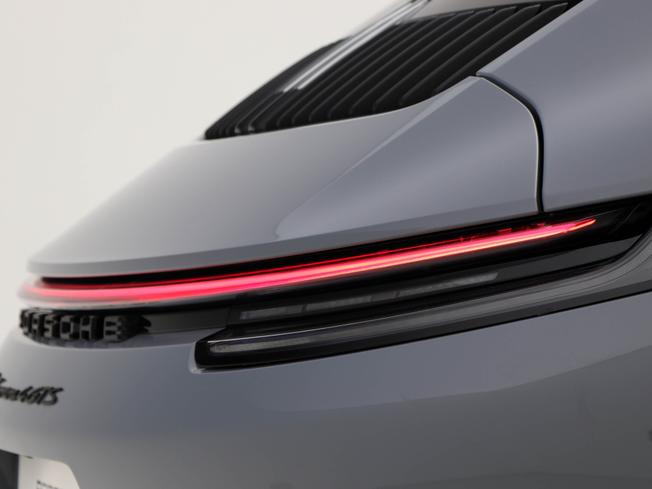 Porsche 911 Photo 15