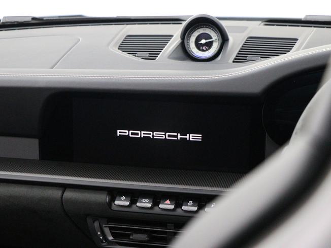 Porsche 911 Photo 33