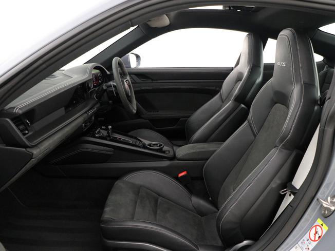 Porsche 911 Photo 45