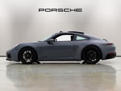Porsche 911 Photo 5