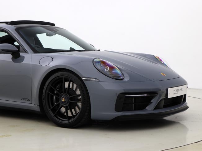 Porsche 911 Photo 9
