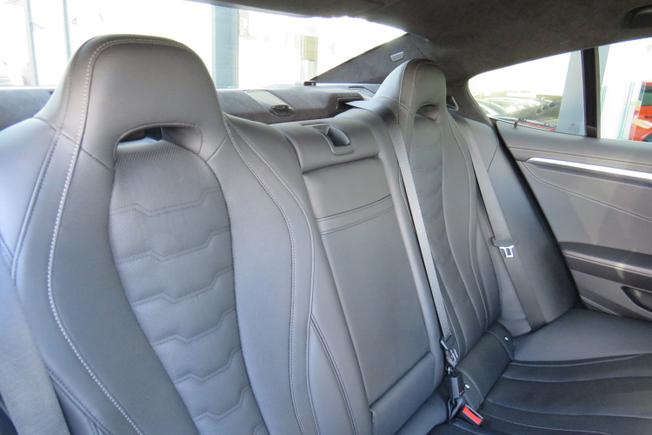 BMW 8 Series Photo 36