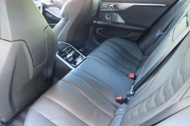 BMW 8 Series Photo 42