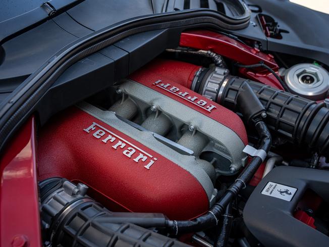 FERRARI Purosangue Photo 43